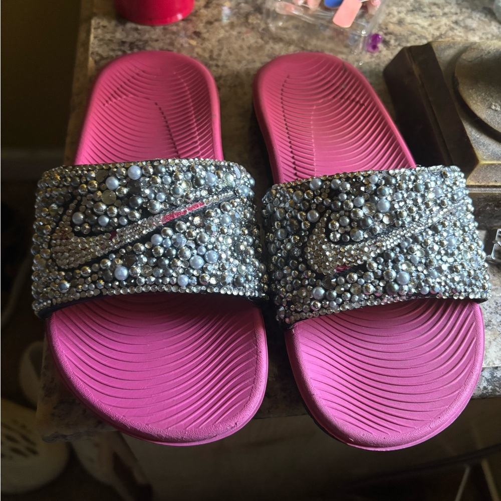 Kids Nike bling slides guc